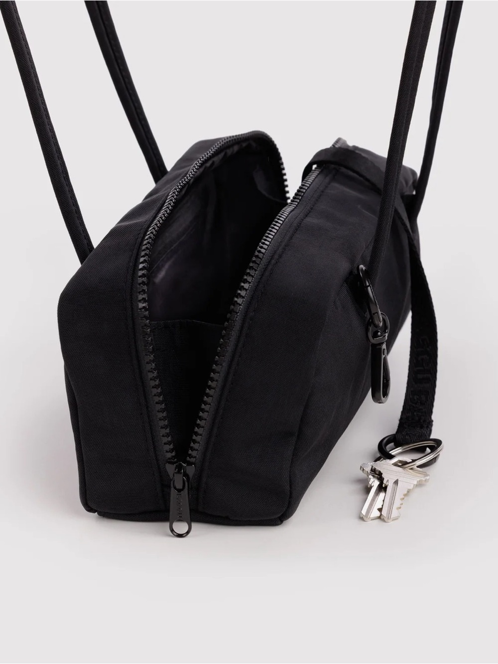 BAGGU Black bowler- small